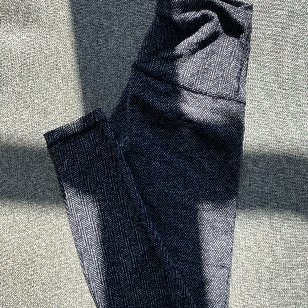 Lulu lemon 7/8 knit leggings